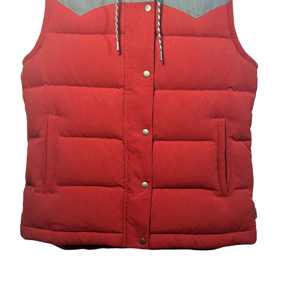 NWT Patagonia Bivy Down Hooded Vest Drumfire Red Women’s SZ M Mushroom Lining - Picture 3 of 11